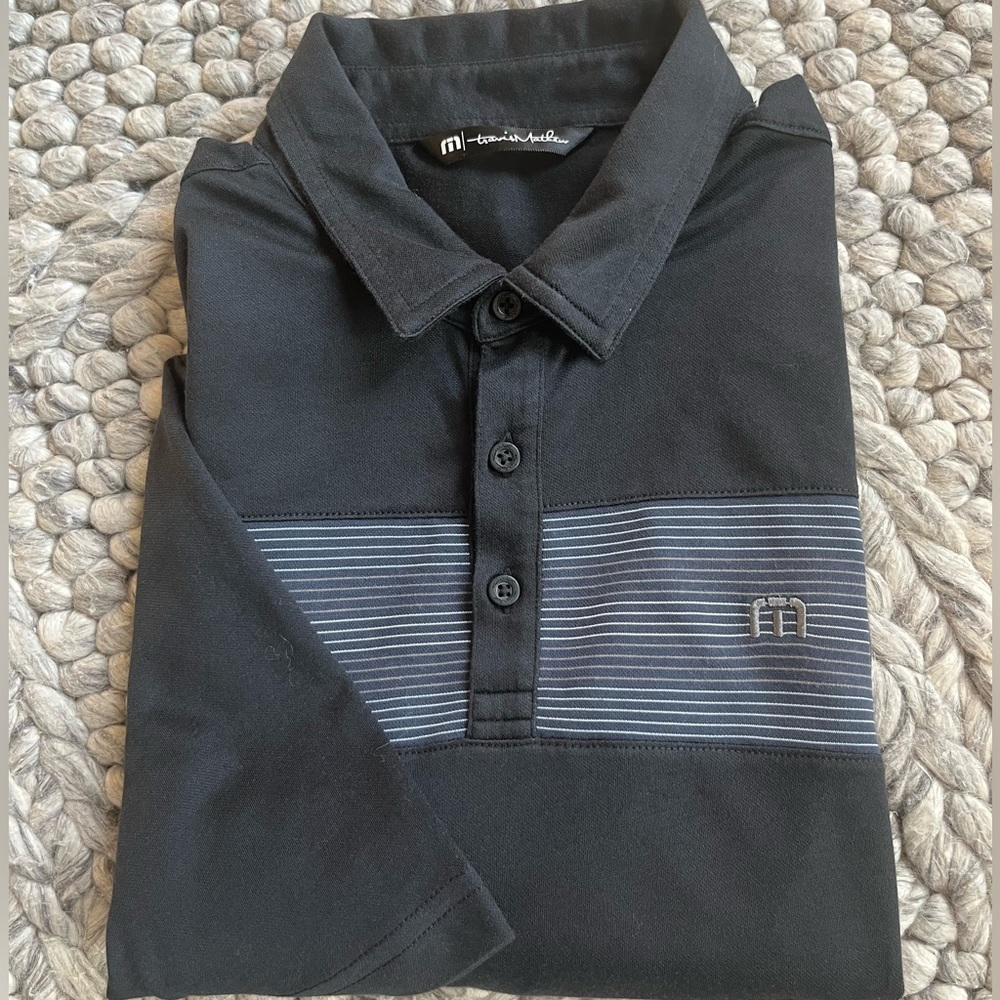 Travis Mathew short sleeve polo shirt